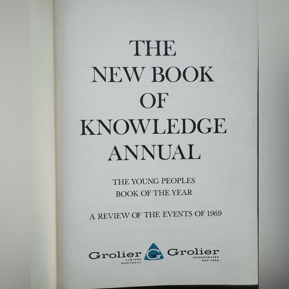 The New Book of Knowledge Annual 1970 - Picture 6 of 8